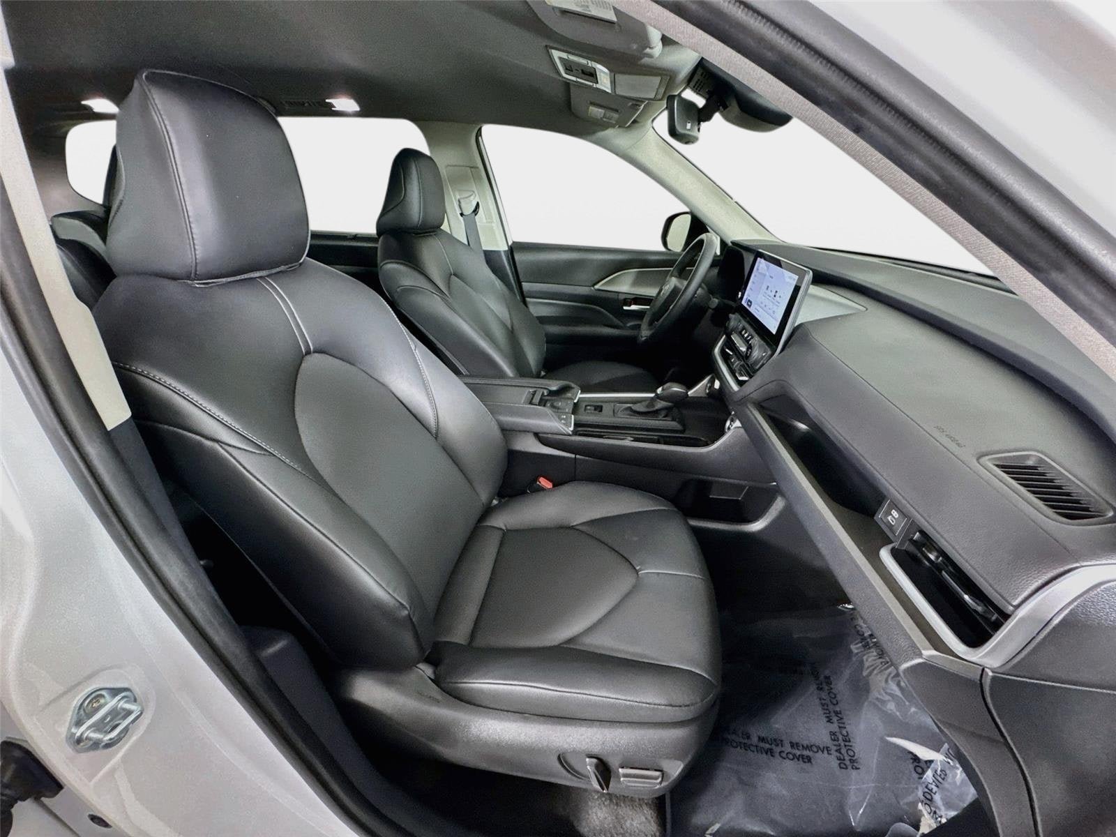 Used 2024 Toyota Grand Highlander AWD Hybrid image 29