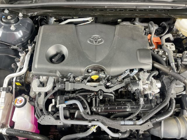 Used 2025 Toyota Camry XSE FWD image 32