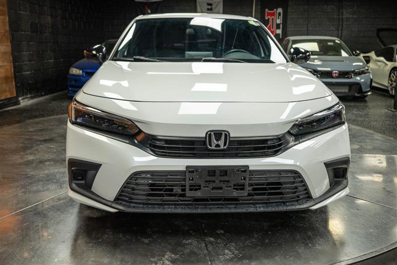 Used 2023 Honda Civic Sport image 3
