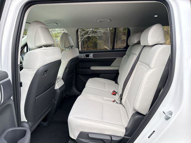 New 2026 Hyundai Santa Fe SE image 26