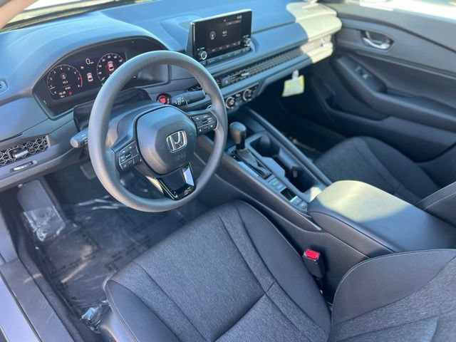 Used 2025 Honda Accord SE image 12