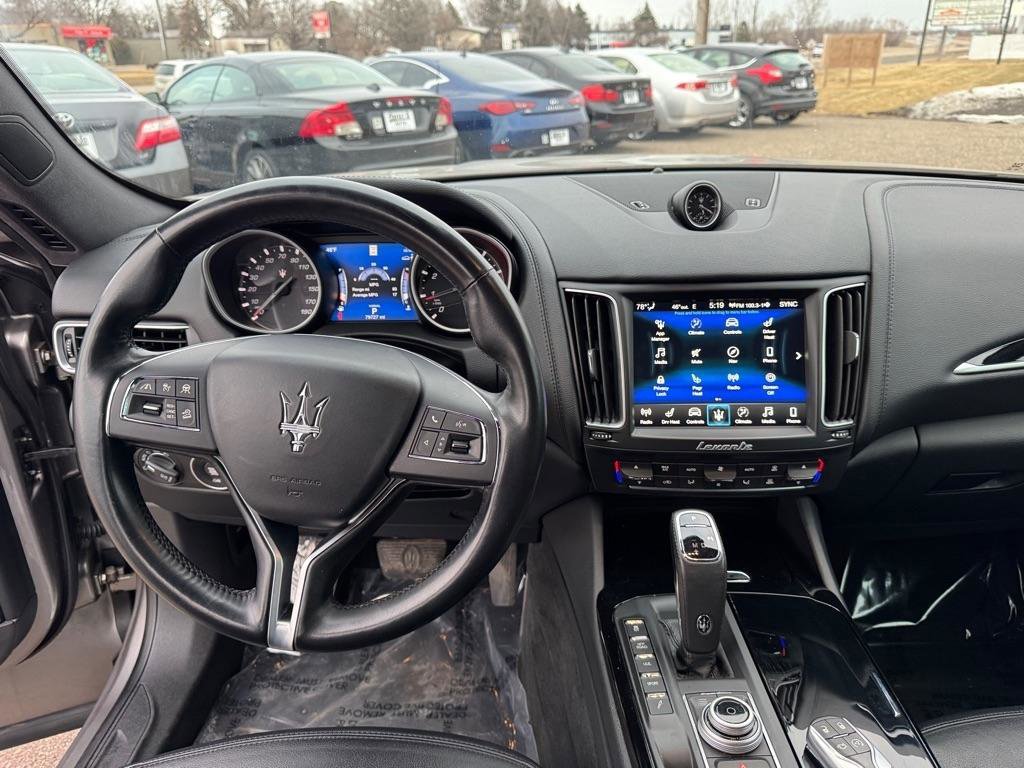 Used 2019 Maserati Levante image 37