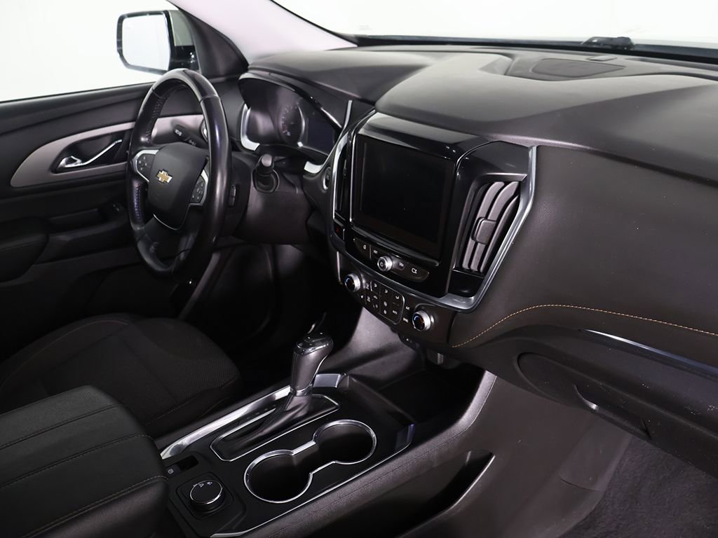 Used 2018 Chevrolet Traverse LT image 26