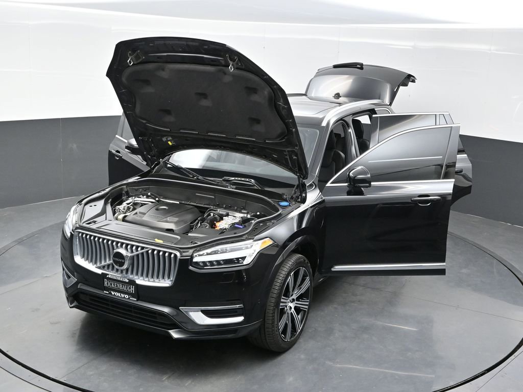 Used 2025 Volvo XC90 T8 Plus image 36