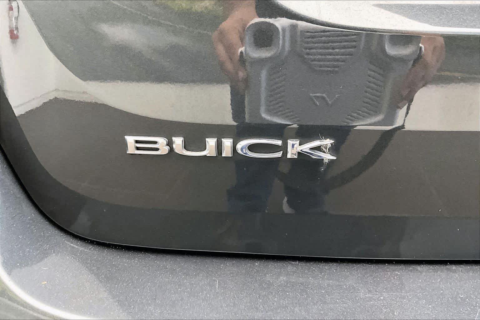 Used 2018 Buick Encore Preferred FWD image 31