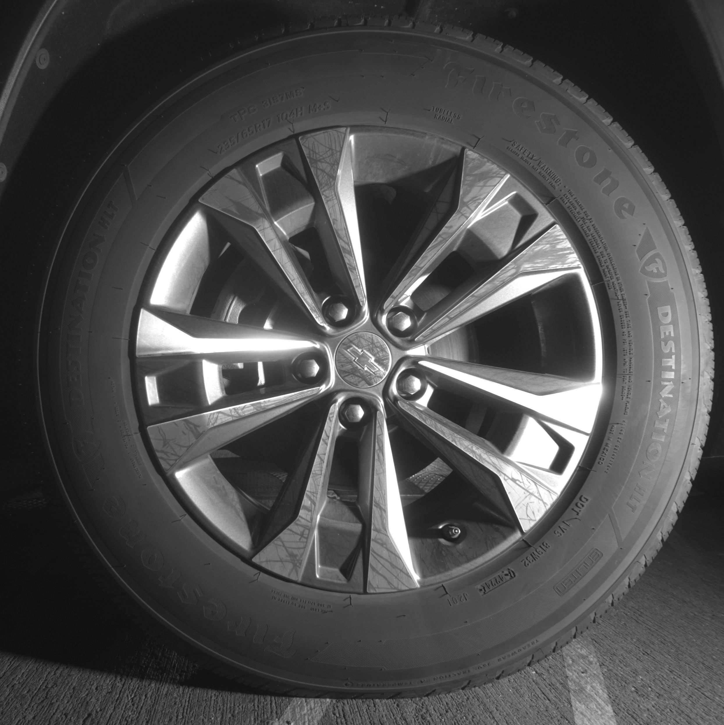 Used 2025 Chevrolet Equinox LT FWD image 12