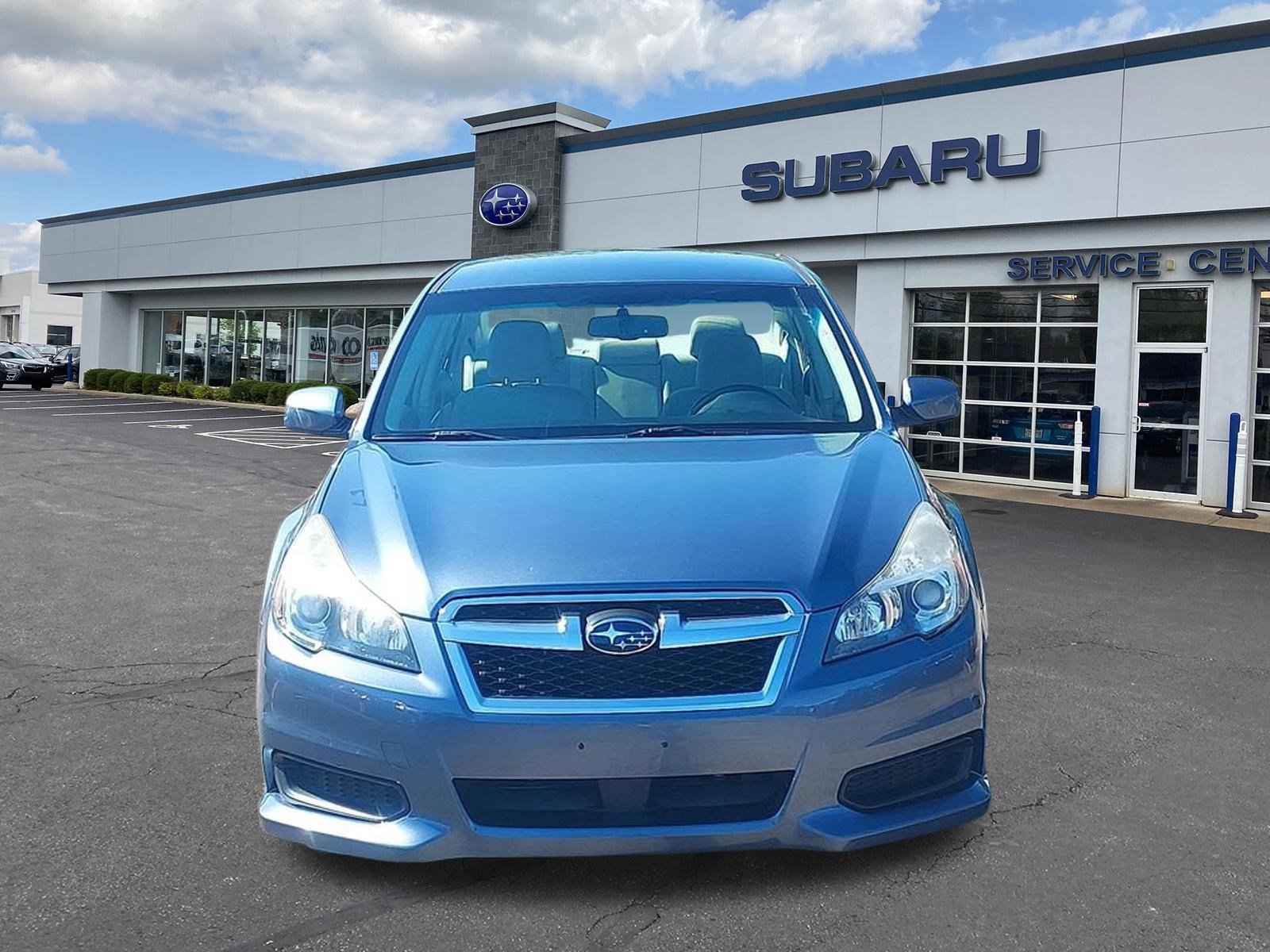 Used 2013 Subaru Legacy 2.5i Premium w/ All-Weather Pkg AWD/4WD image 2