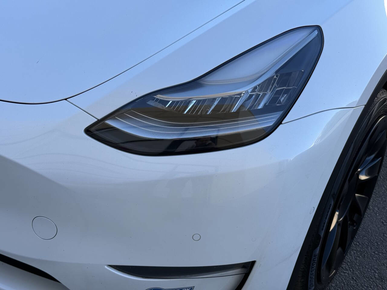 Used 2021 Tesla Model Y Long Range AWD/4WD image 28