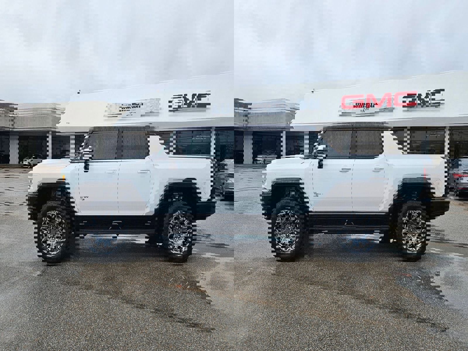 New 2025 GMC Hummer EV 3X image 2