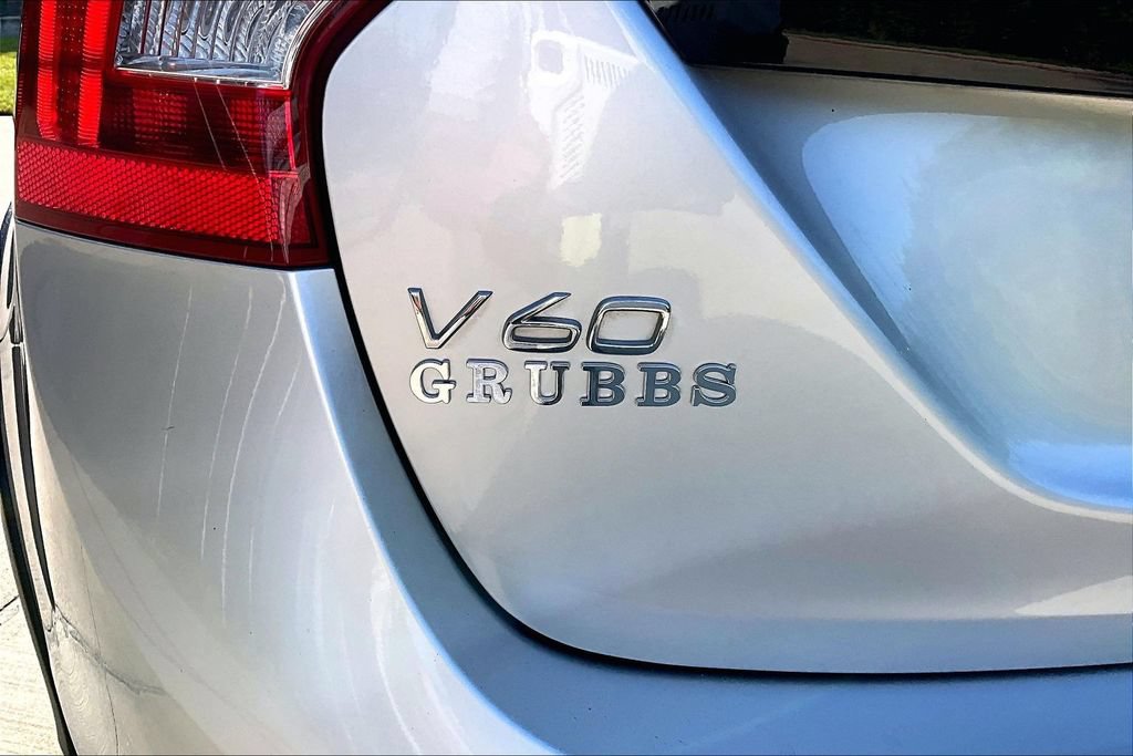 Used 2018 Volvo V60 T5 Cross Country AWD/4WD image 39
