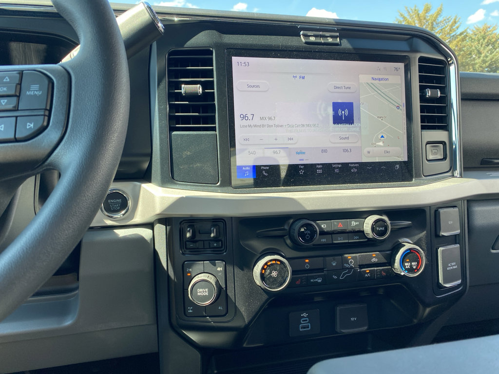 New 2026 Ford F250 4x4 Crew Cab Super Duty image 8