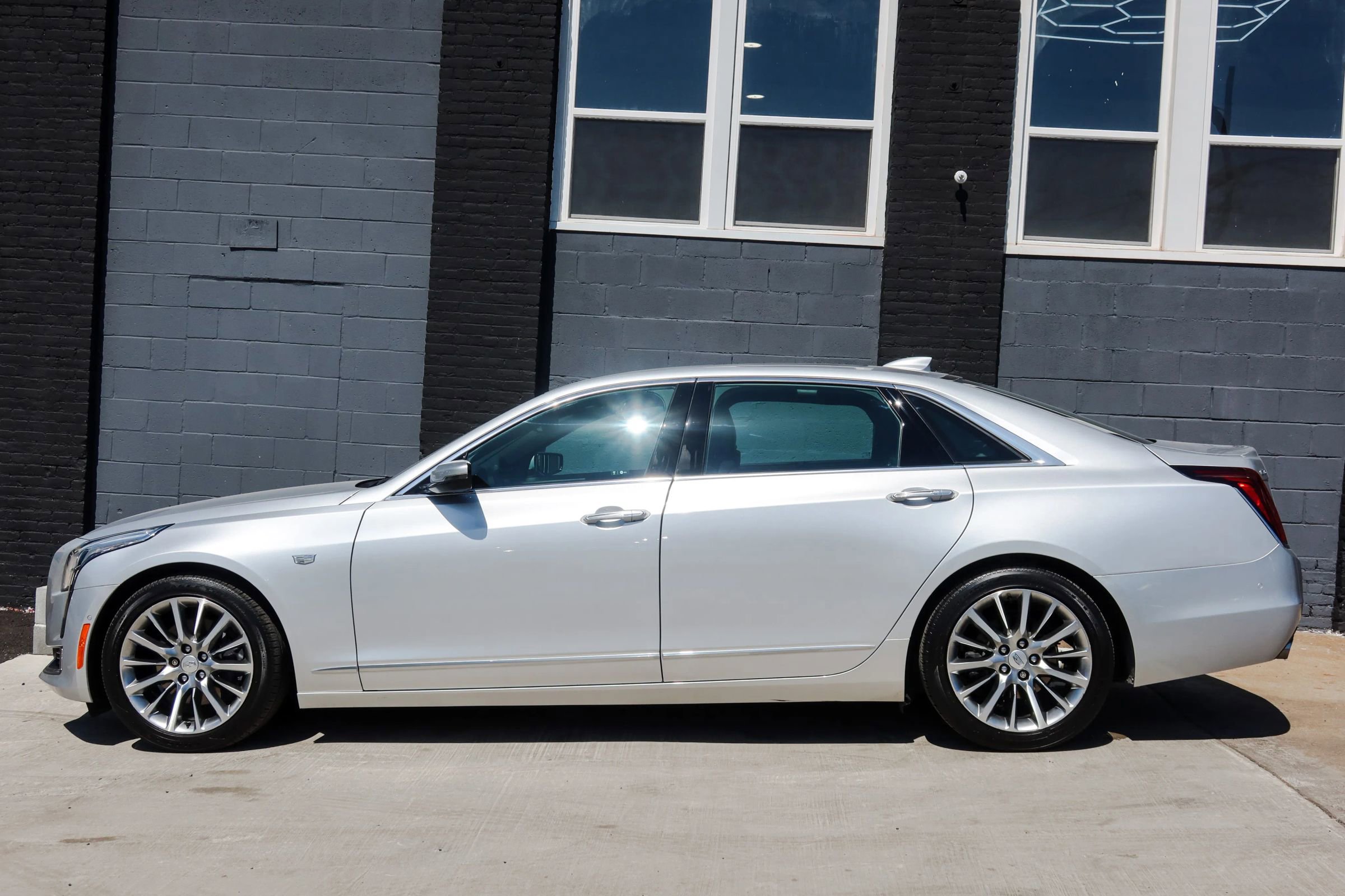 Used 2017 Cadillac CT6 Luxury image 5