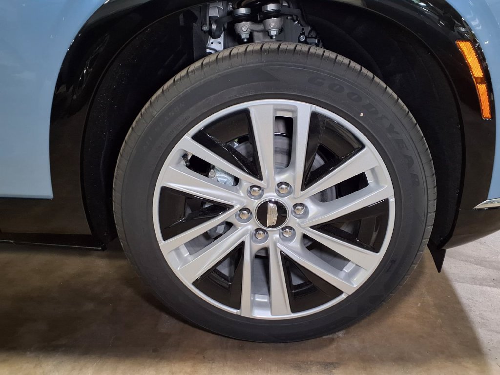 New 2027 Cadillac Vistiq Luxury AWD/4WD image 4