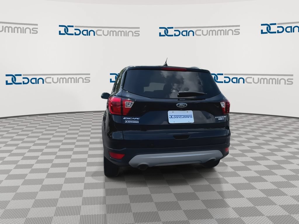 Used 2019 Ford Escape Titanium AWD/4WD image 7
