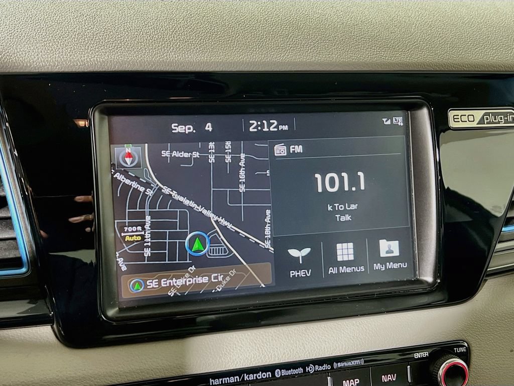 Used 2018 Kia Niro EX Premium FWD image 13