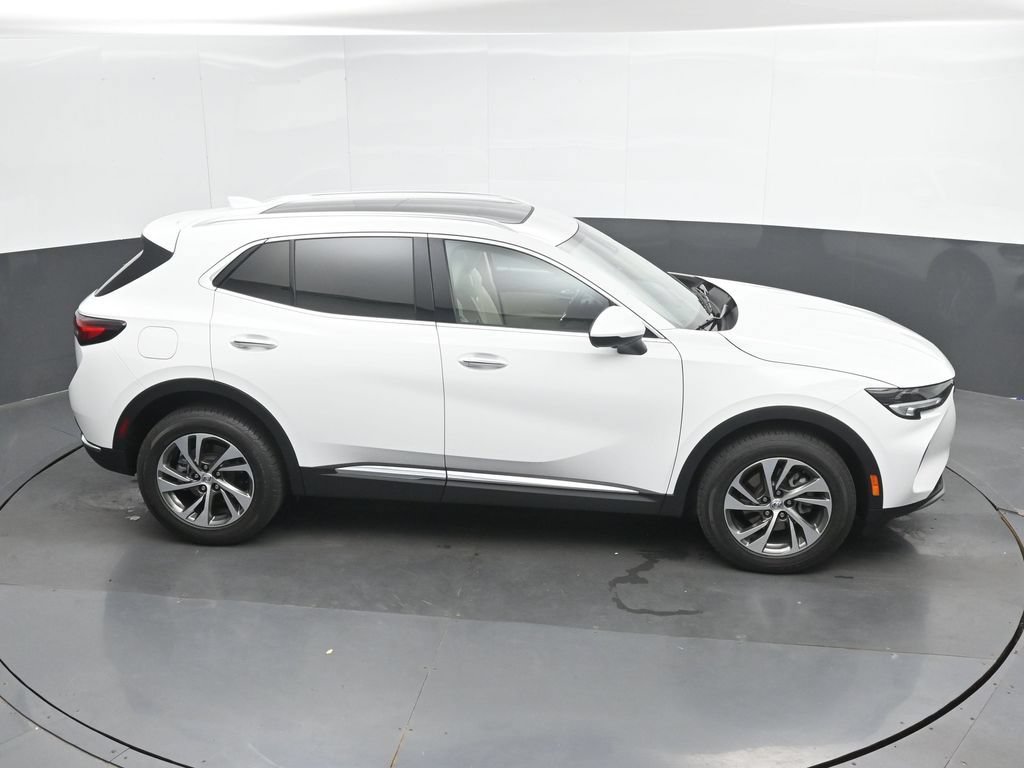 Used 2022 Buick Envision Essence w/ Technology Package I AWD/4WD image 36
