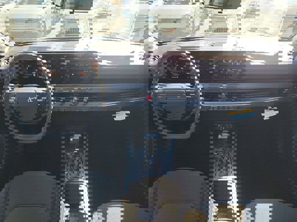 New 2026 Kia K4 LXS image 16