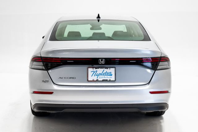 Used 2025 Honda Accord SE image 25