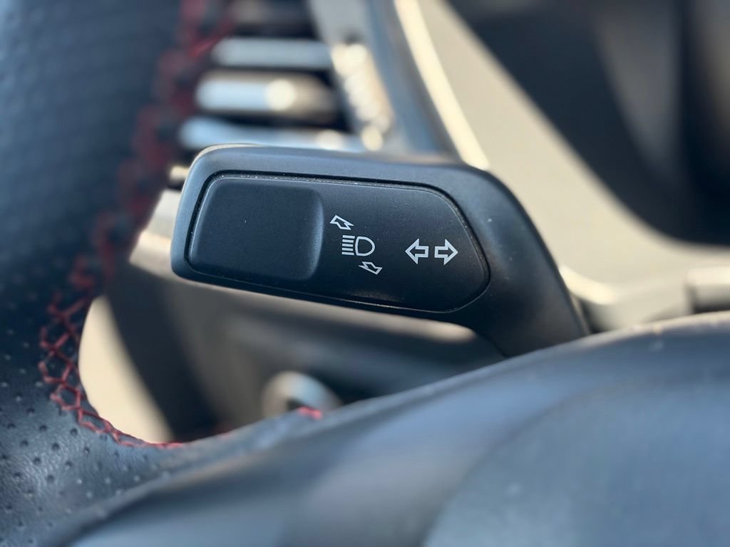 Used 2025 Ford Escape ST-Line AWD/4WD image 23