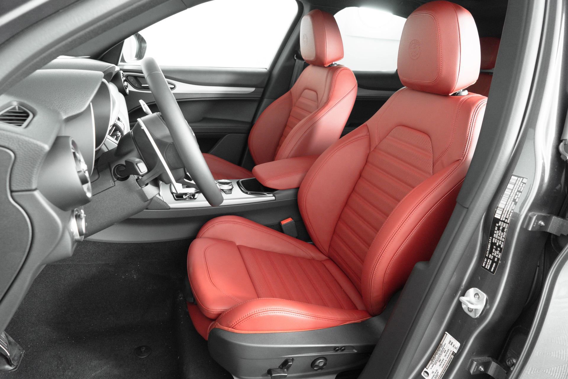 New 2025 Alfa Romeo Stelvio Sprint w/ Veloce Package image 18