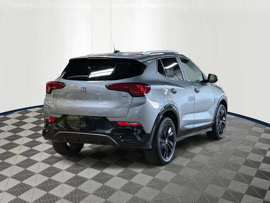 Used 2024 Buick Encore GX Sport Touring FWD image 5