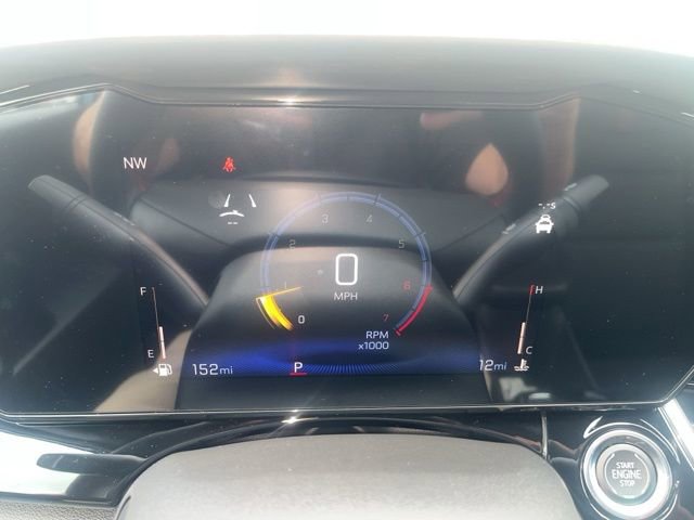 New 2025 Chevrolet Trax RS w/ Sunroof Package image 20