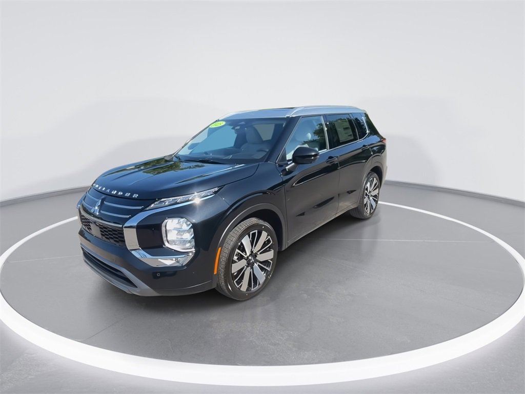 New 2025 Mitsubishi Outlander AWD image 4