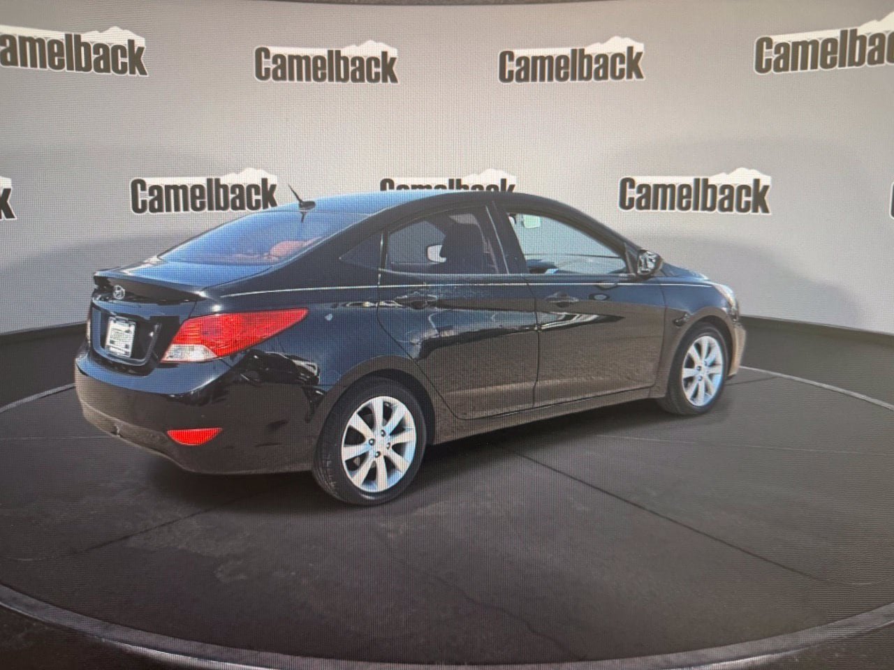 Used 2012 Hyundai Accent GLS w/ Premium Pkg 3 FWD image 7