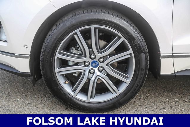 Used 2019 Ford Edge Titanium w/ Equipment Group 301A image 11