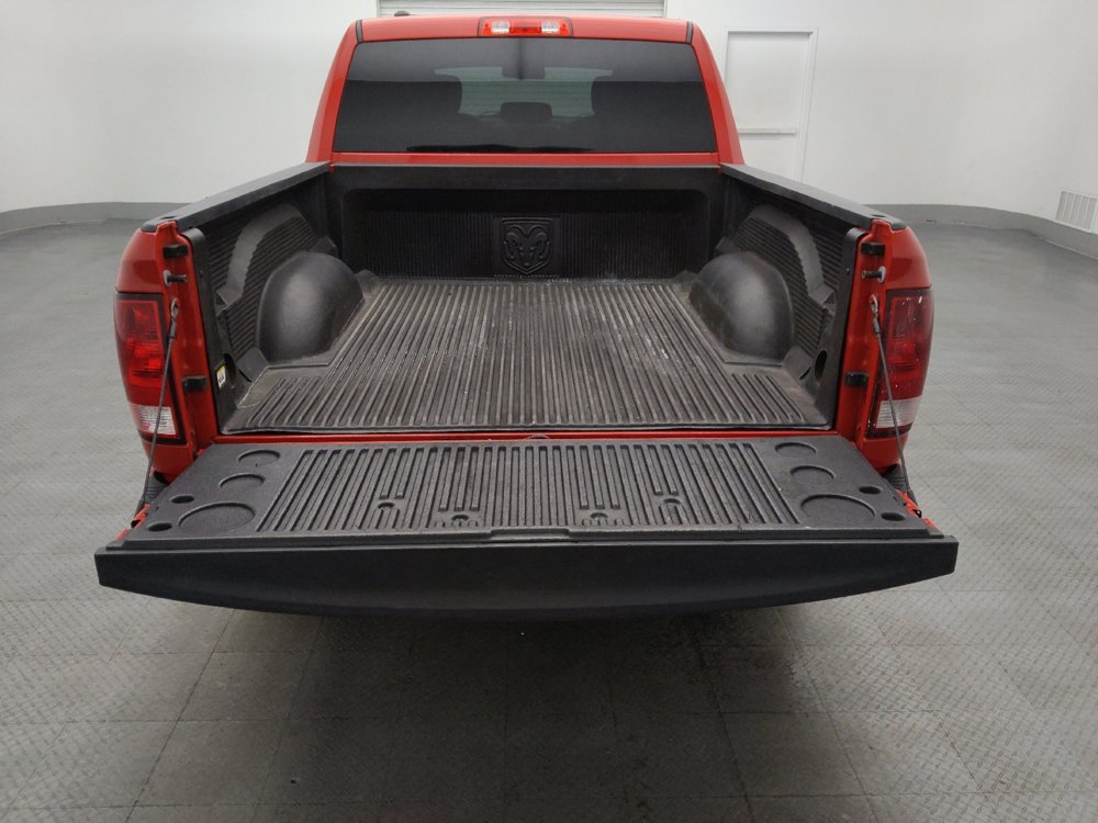 Used 2018 RAM 1500 Express RWD image 29
