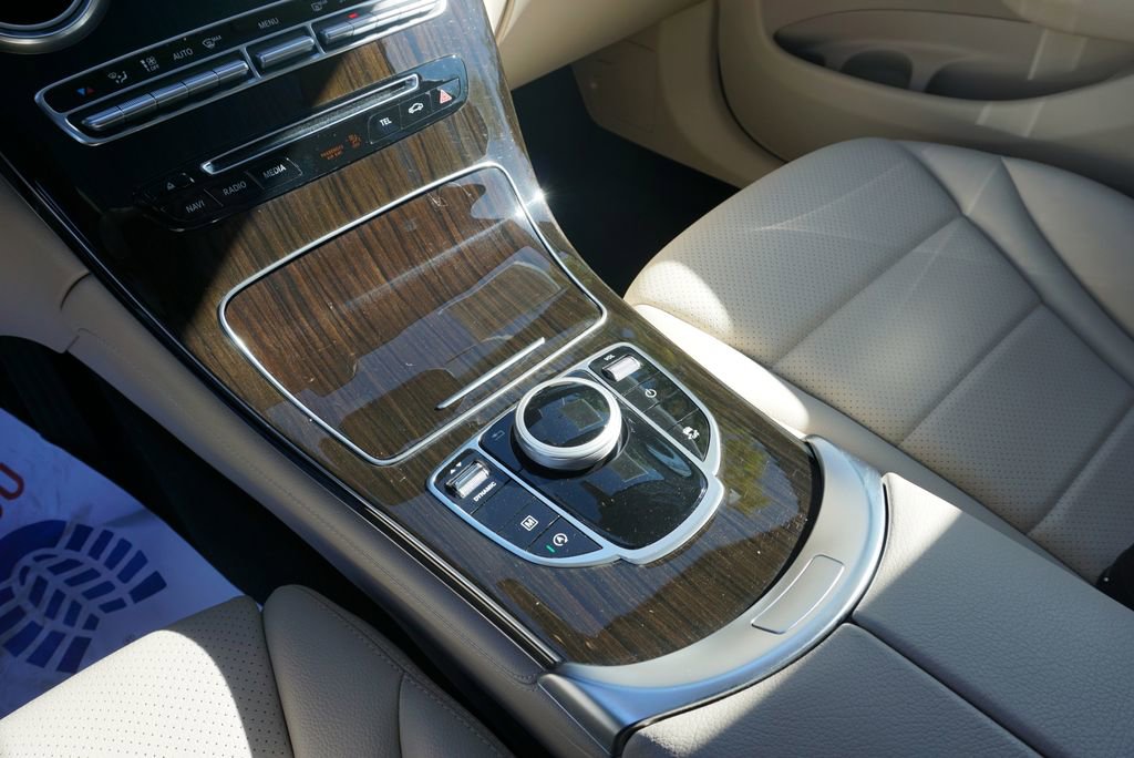 Used 2019 Mercedes-Benz GLC 300 image 37