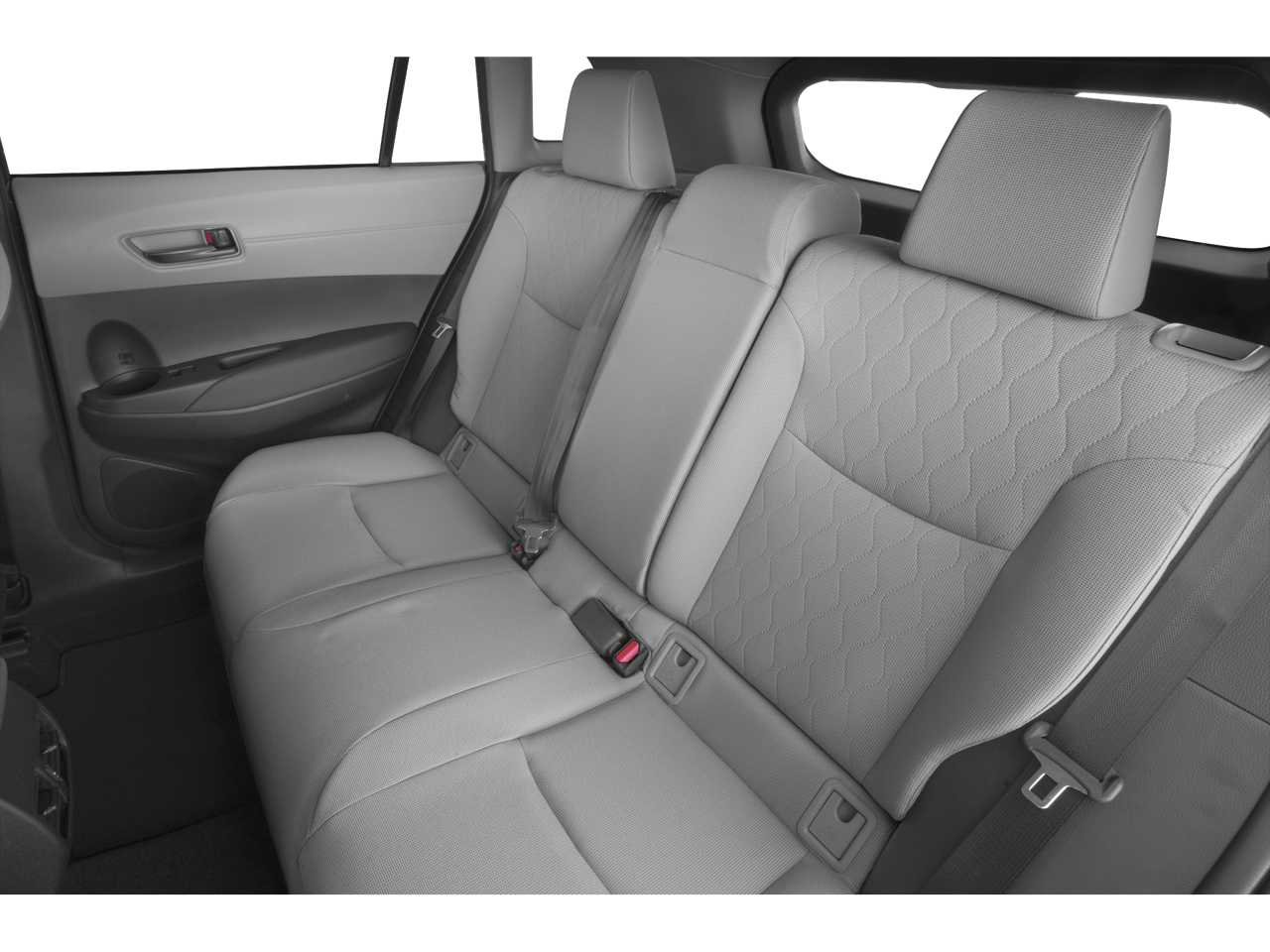 Used 2025 Toyota Corolla Cross LE image 8