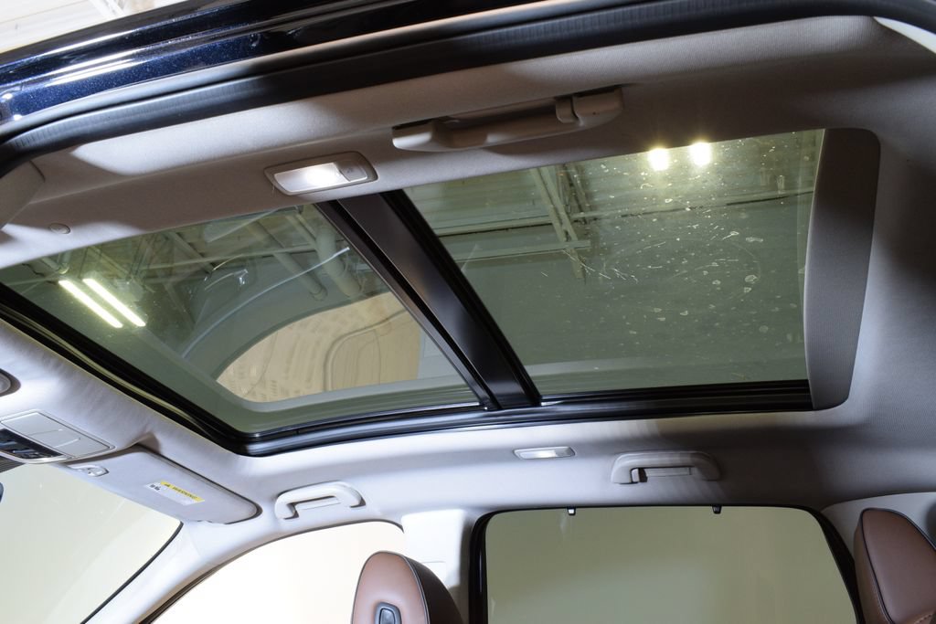 Used 2024 Acura MDX SH-AWD w/ Advance Package image 42