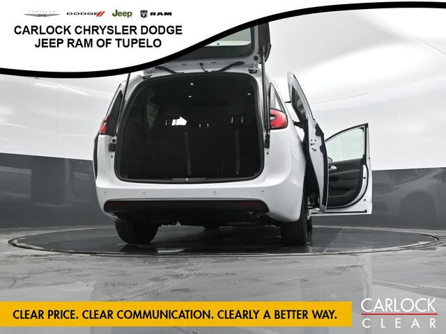 New 2026 Chrysler Pacifica Limited FWD image 68