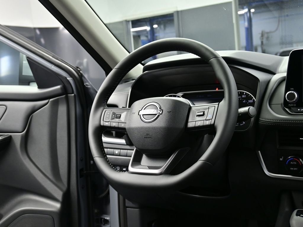 New 2026 Nissan Rogue SV image 4