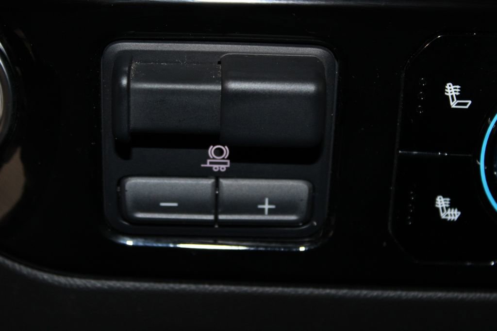 Used 2025 GMC Sierra 1500 SLT image 45