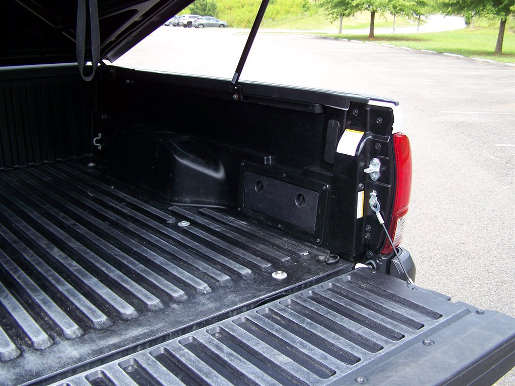 Used 2023 Toyota Tacoma SR image 29