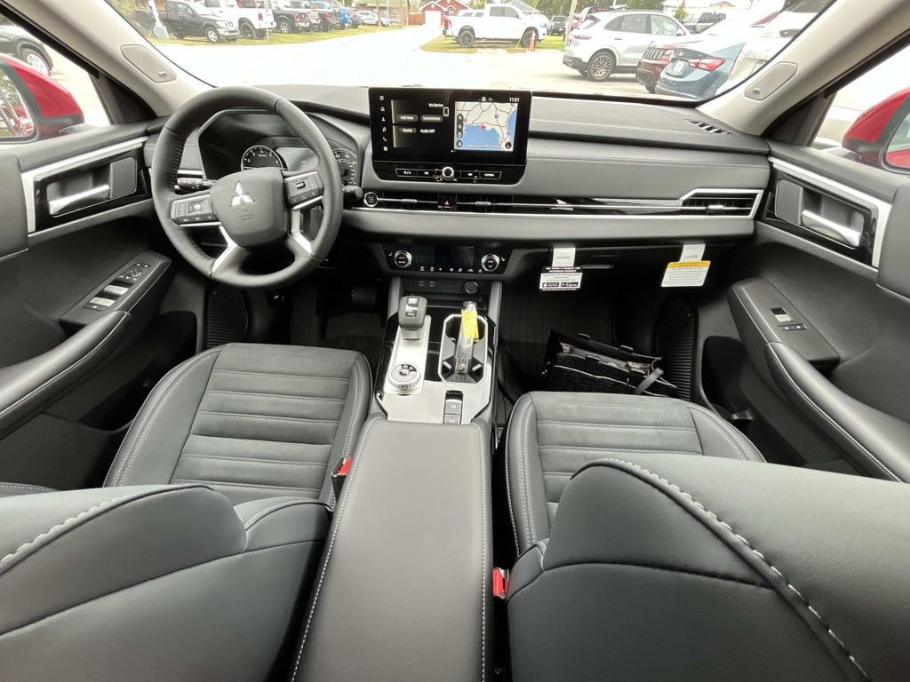 New 2026 Mitsubishi Outlander SE FWD image 18