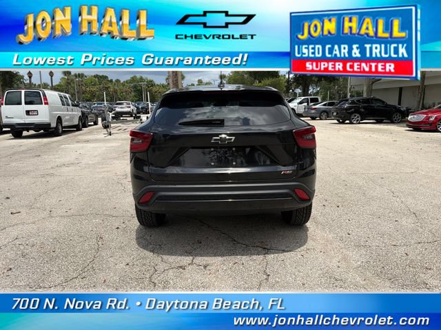 Used 2024 Chevrolet Trax RS w/ Driver Confidence Package FWD image 9
