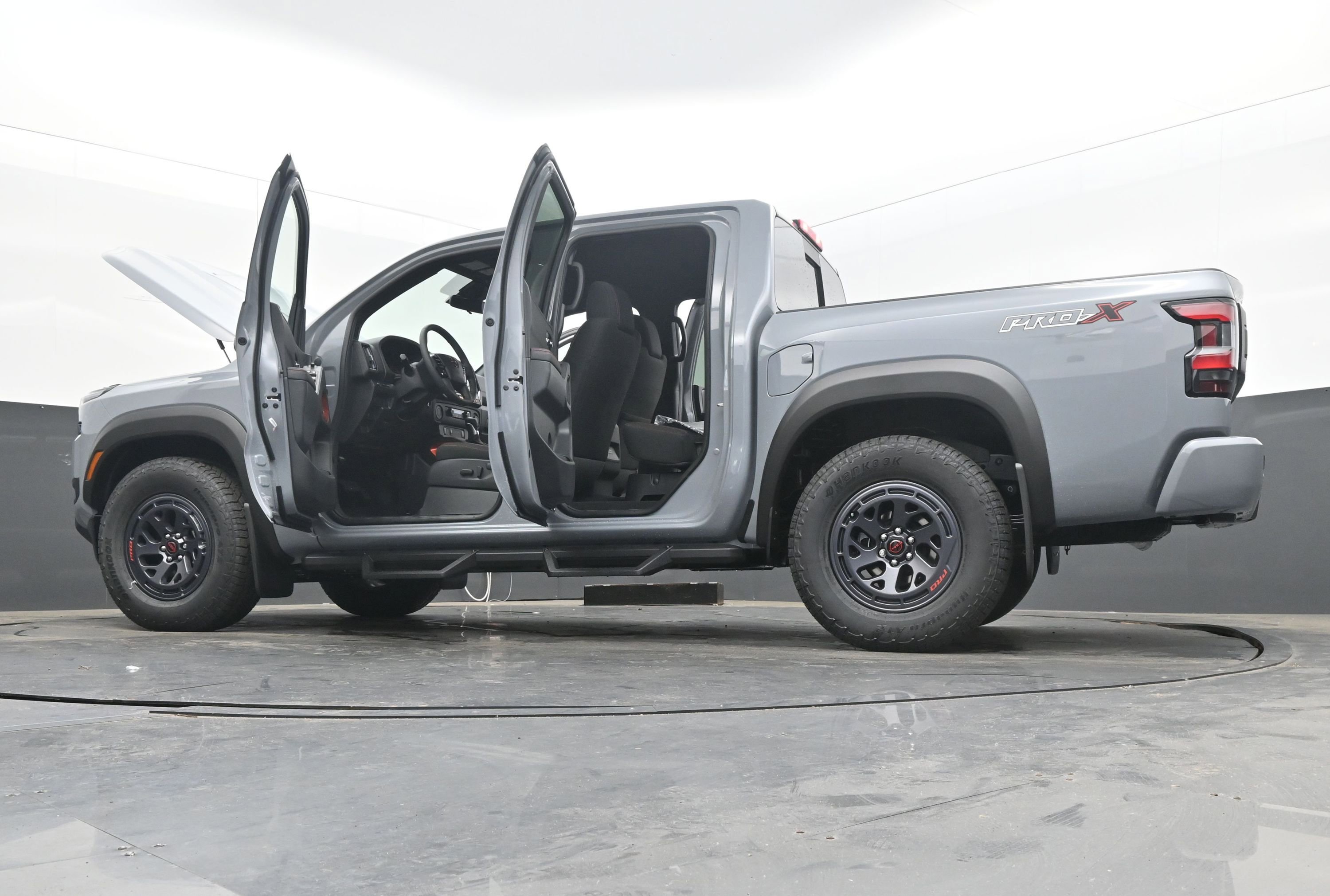 New 2025 Nissan Frontier Pro-X image 40