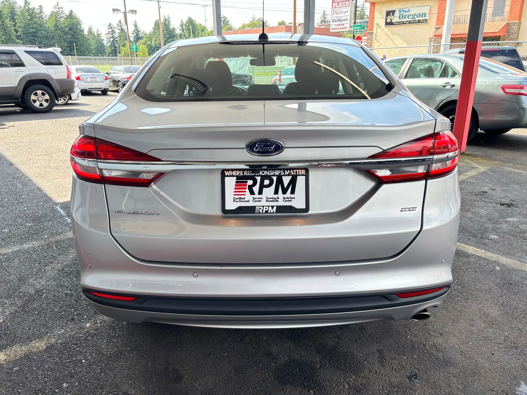 Used 2018 Ford Fusion SE image 6