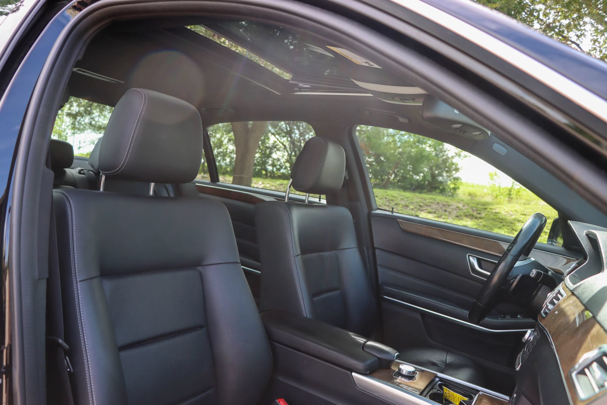 Used 2015 Mercedes-Benz E 350 4MATIC Sedan w/ Premium 1 Package image 21
