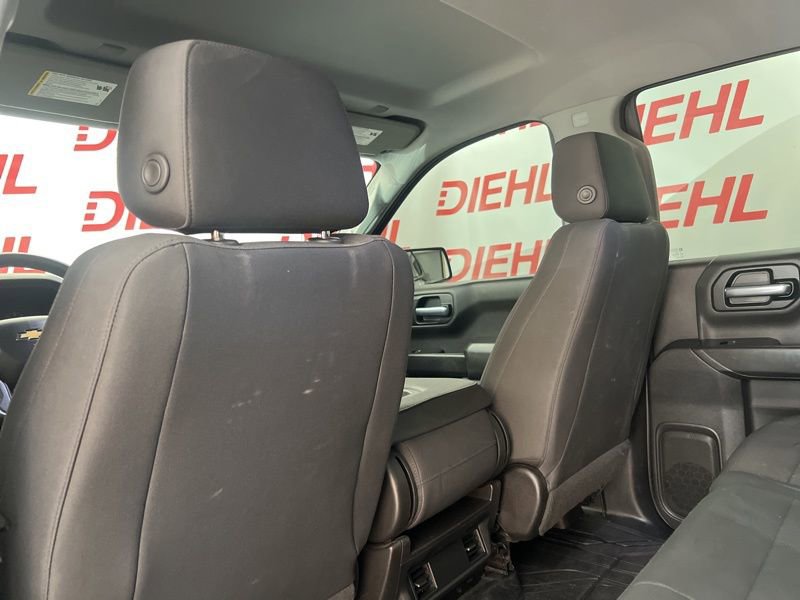Used 2019 Chevrolet Silverado 1500 Custom w/ Custom Value Package AWD/4WD image 14