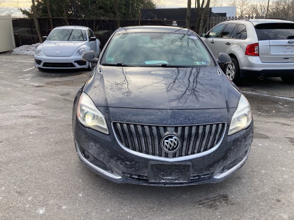 Used 2017 Buick Regal Premium image 2