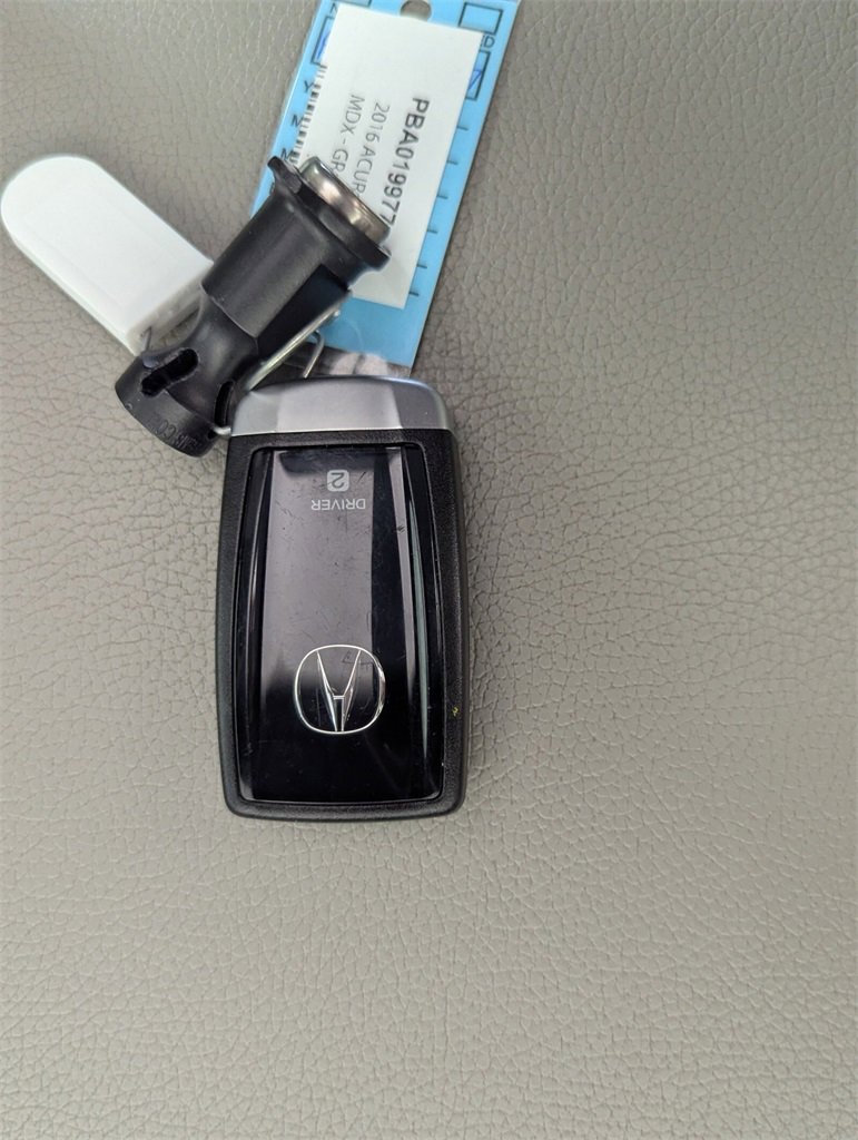 Used 2016 Acura MDX FWD image 31