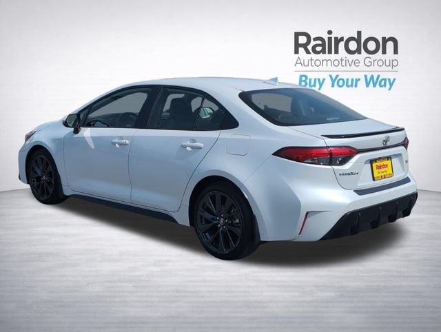 Used 2023 Toyota Corolla XSE FWD image 5