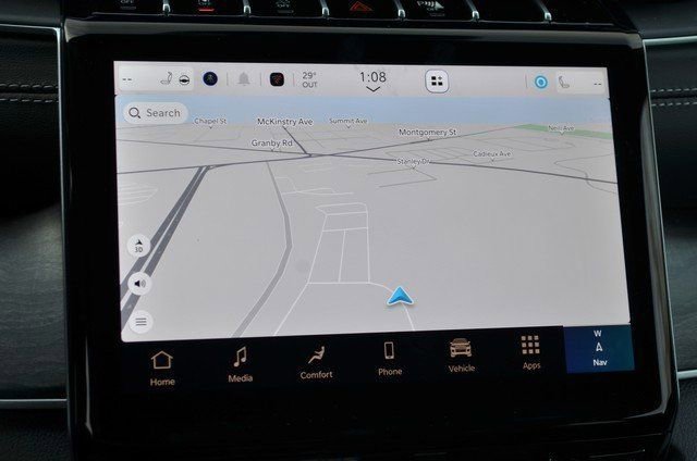 New 2025 Jeep Grand Cherokee Limited image 30