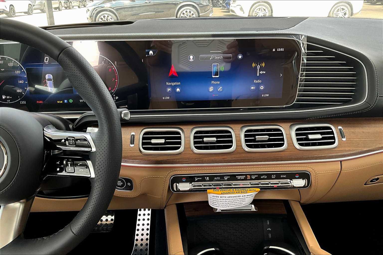 New 2026 Mercedes-Benz GLS 450 4MATIC image 9