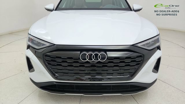 Used 2024 Audi Q8 e-tron Prestige w/ Prestige Package AWD/4WD image 9