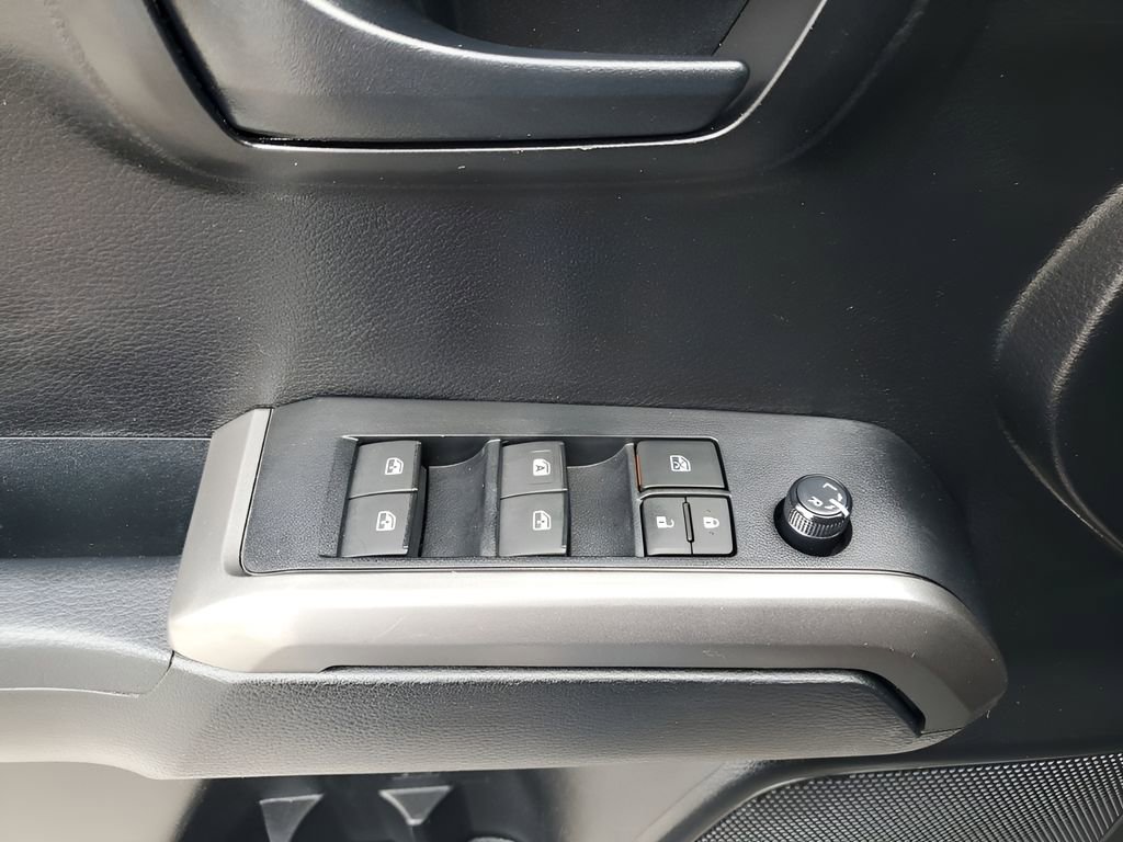Used 2021 Toyota Tacoma SR5 image 28
